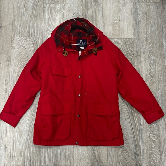 Vintage Woolrich red raincoat with wool lining - Picture 11 of 11